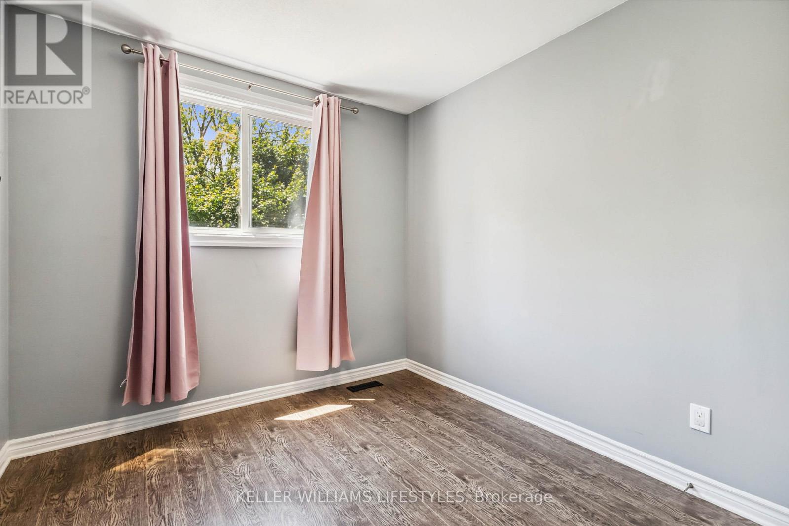 27 Millers Road, London South, Ontario  N5Z 4N4 - Photo 23 - X12197889