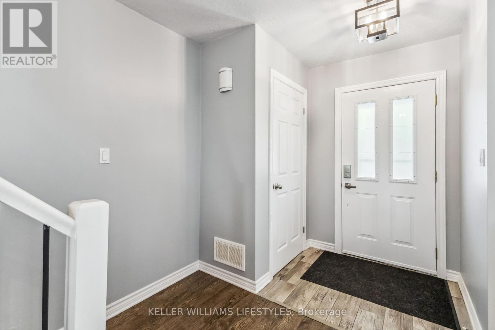 27 Millers Road, London South, Ontario  N5Z 4N4 - Photo 5 - X12197889