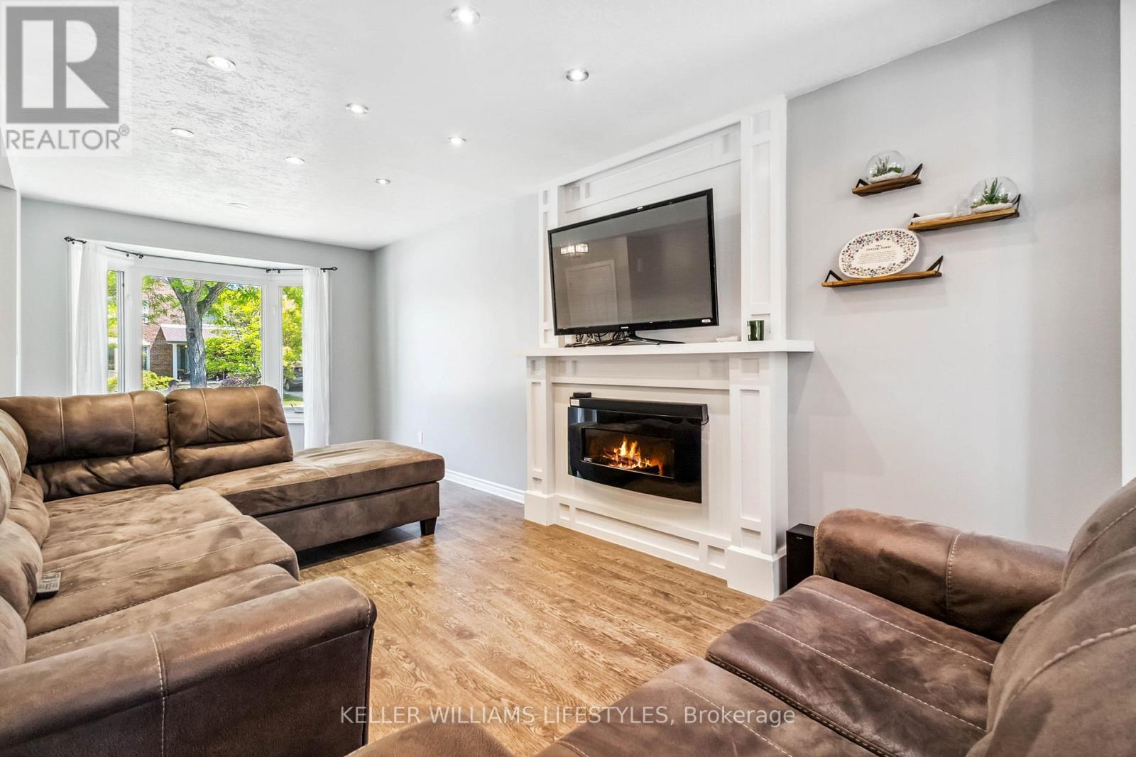 27 Millers Road, London South, Ontario  N5Z 4N4 - Photo 7 - X12197889