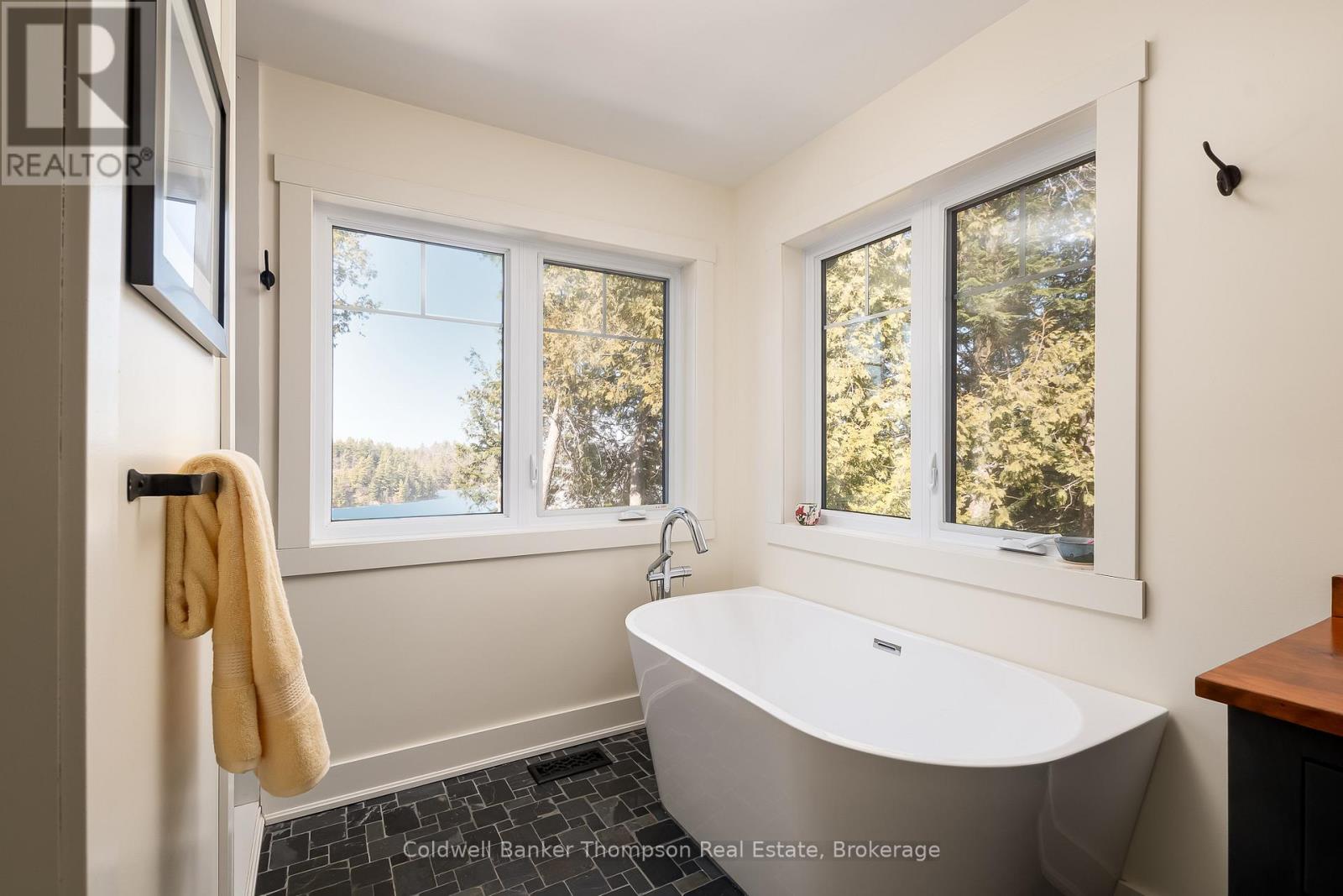 59 Waters Edge Lane, Huntsville, Ontario  P1H 0H9 - Photo 19 - X12186517