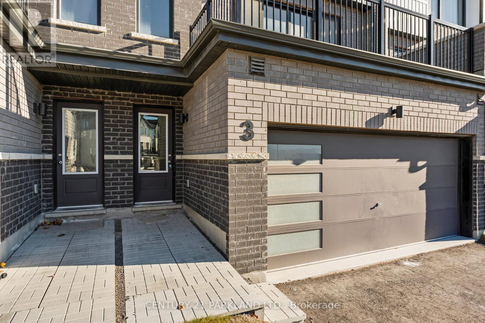 #3 - 160 Densmore Road, Cobourg, Ontario  K9A 4J9 - Photo 2 - X12059460