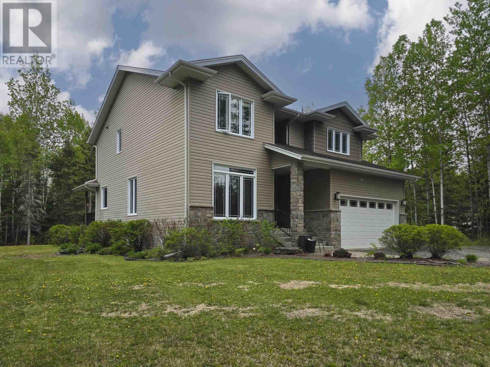 1411 Goods Rd, Thunder Bay, Ontario  P7G 1J1 - Photo 2 - TB251529
