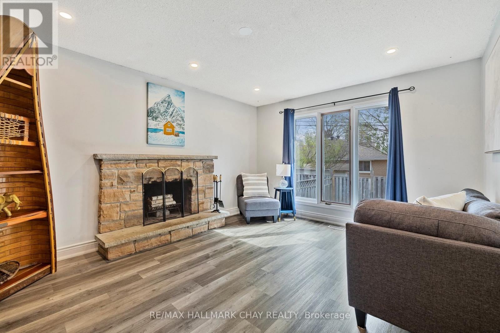 103 Adam Place, Newmarket (Bristol-London), Ontario  L3Y 8C4 - Photo 19 - N12113419