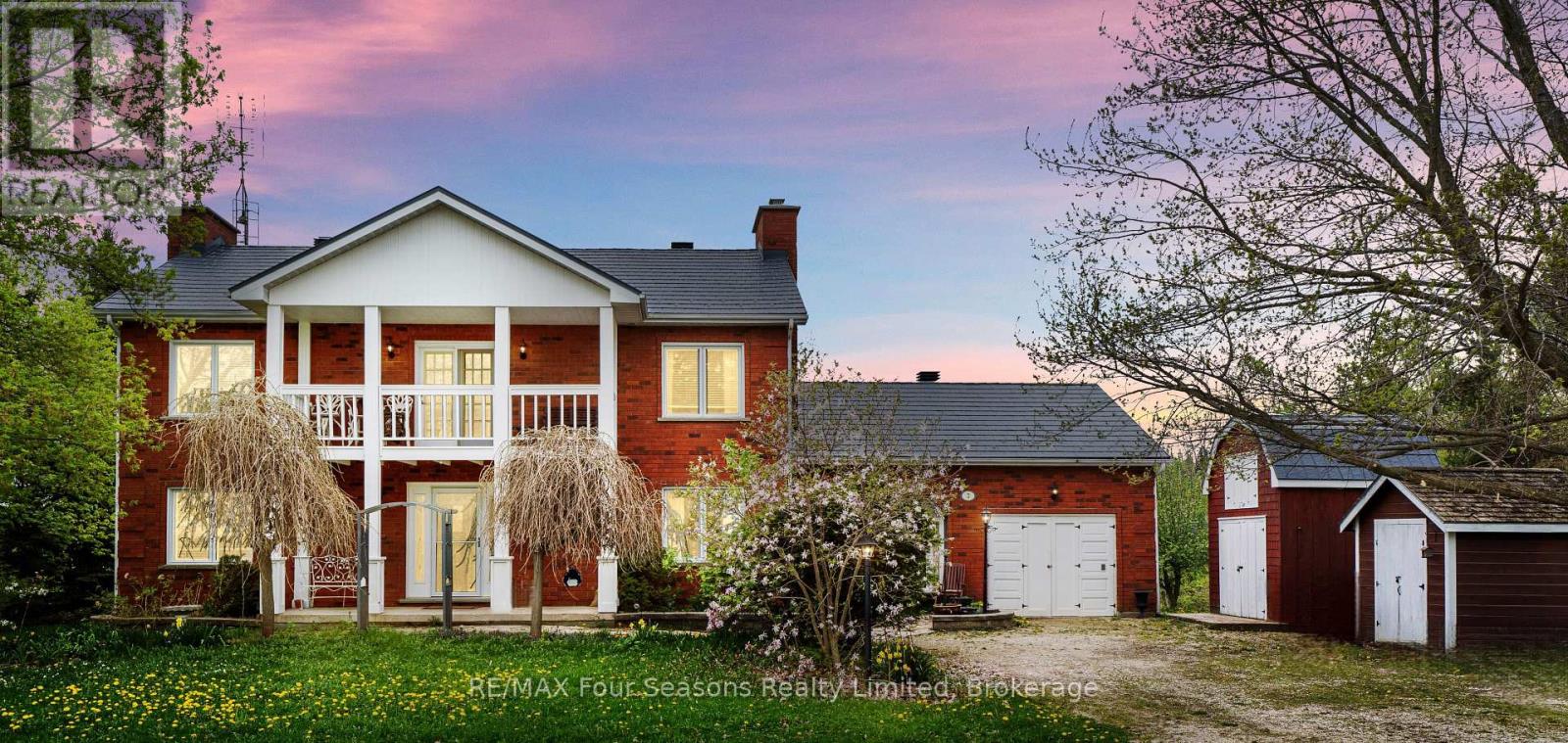 3 SYDENHAM TRAIL E, Clearview, Ontario