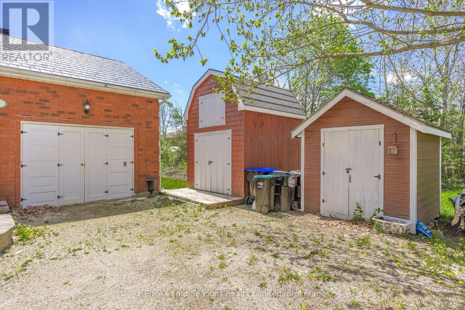 3 Sydenham Trail E, Clearview, Ontario  L0M 1H0 - Photo 44 - S12198023