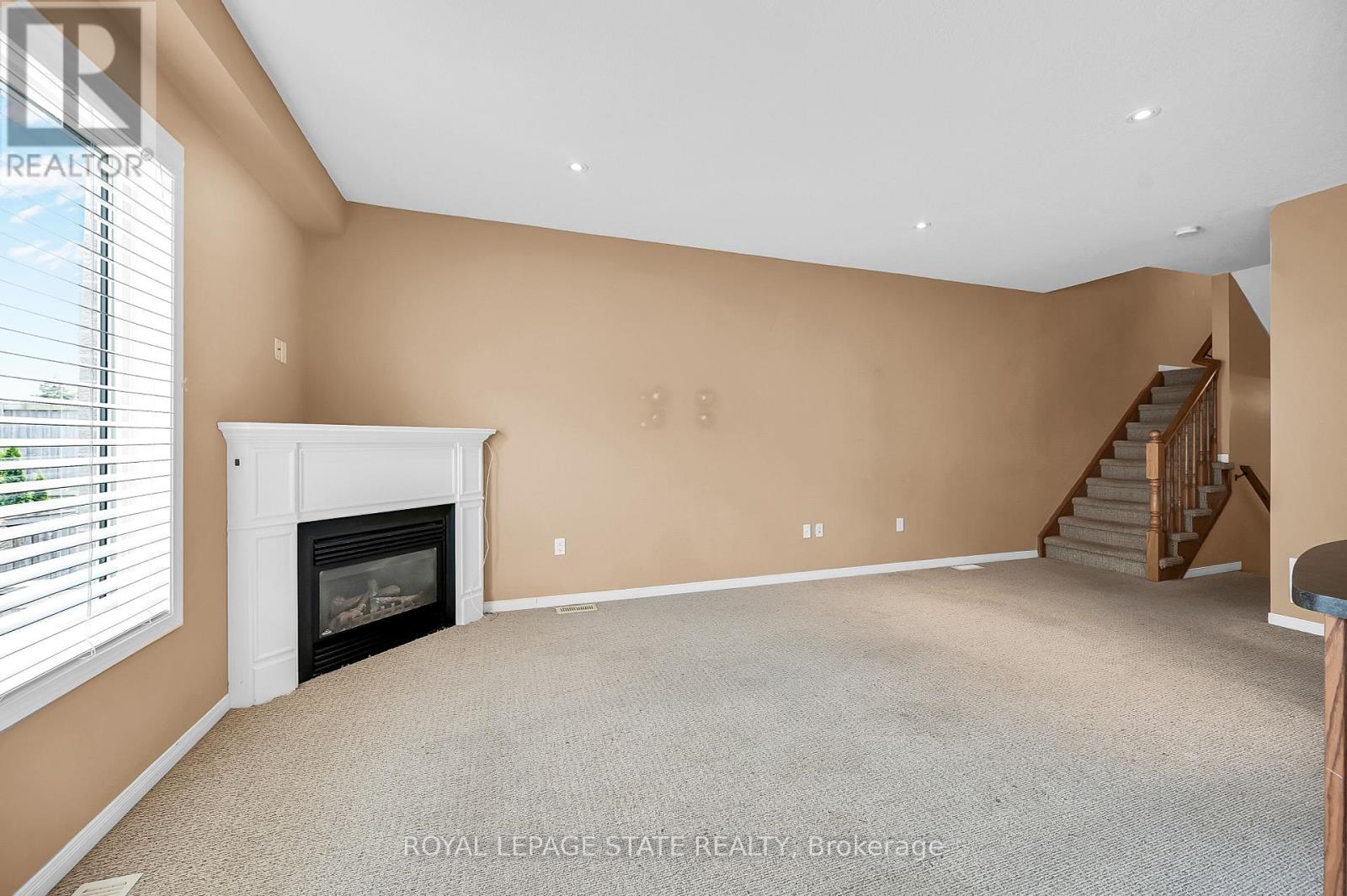 24 - 170 Palacebeach Trail, Hamilton, Ontario  L8E 0H2 - Photo 9 - X12108896