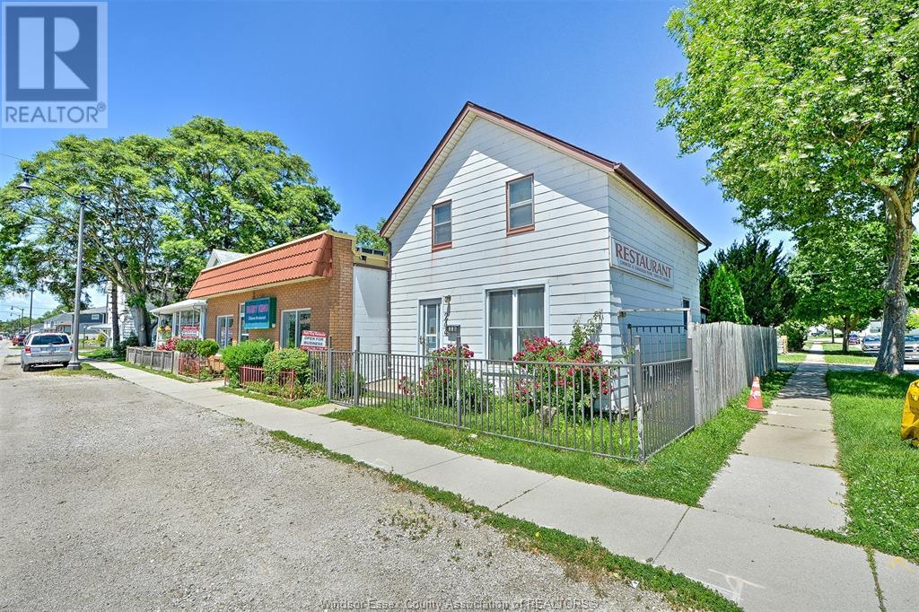 244-246 Simcoe, Amherstburg, Ontario  N9V 1M7 - Photo 2 - 25014201