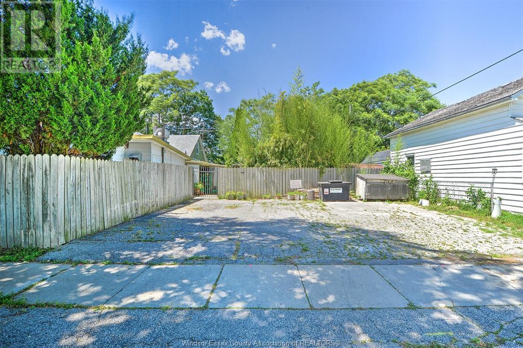 244-246 Simcoe, Amherstburg, Ontario  N9V 1M7 - Photo 6 - 25014201