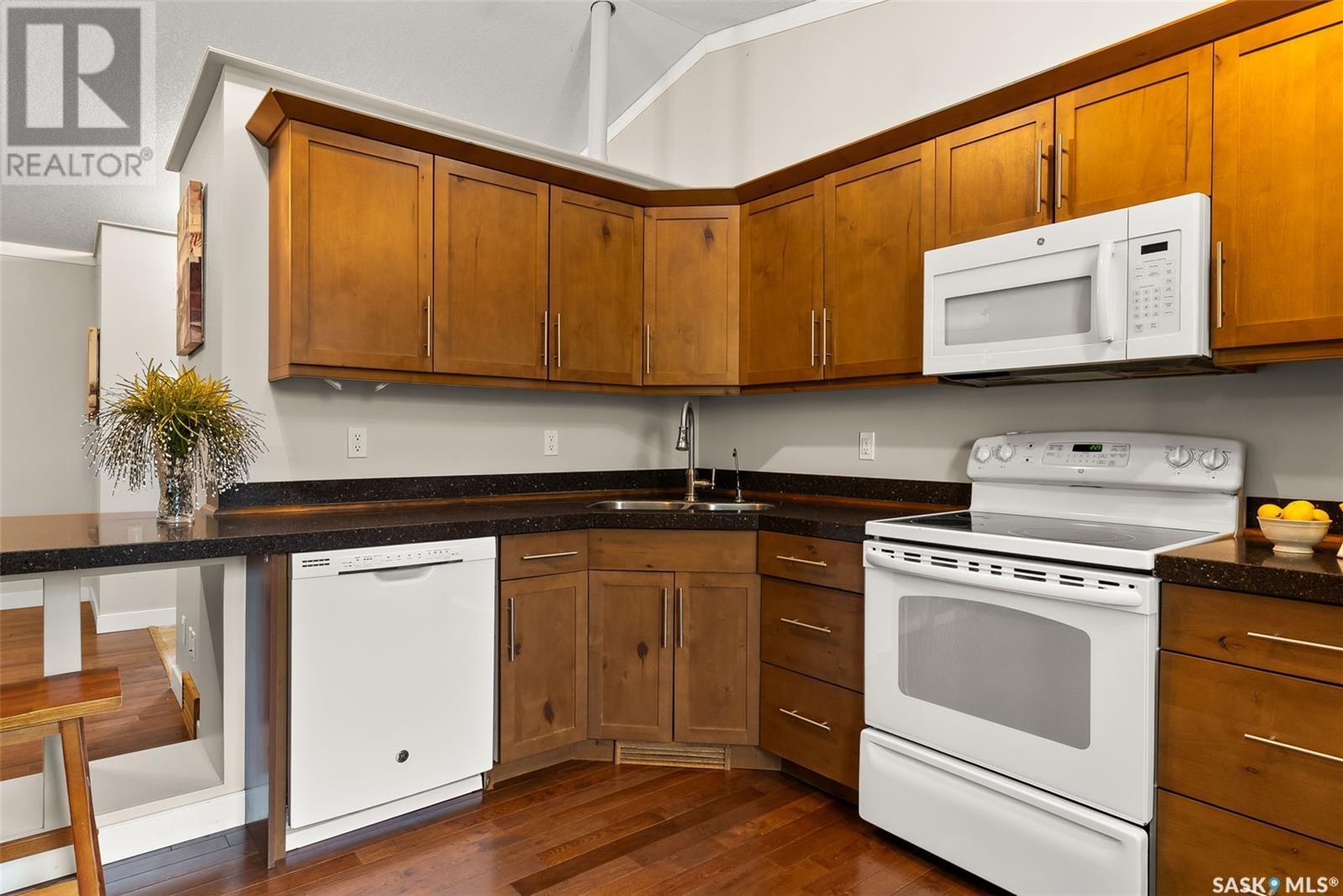 232 1st Street E, Regina Beach, Saskatchewan  S0G 4C0 - Photo 37 - SK008238