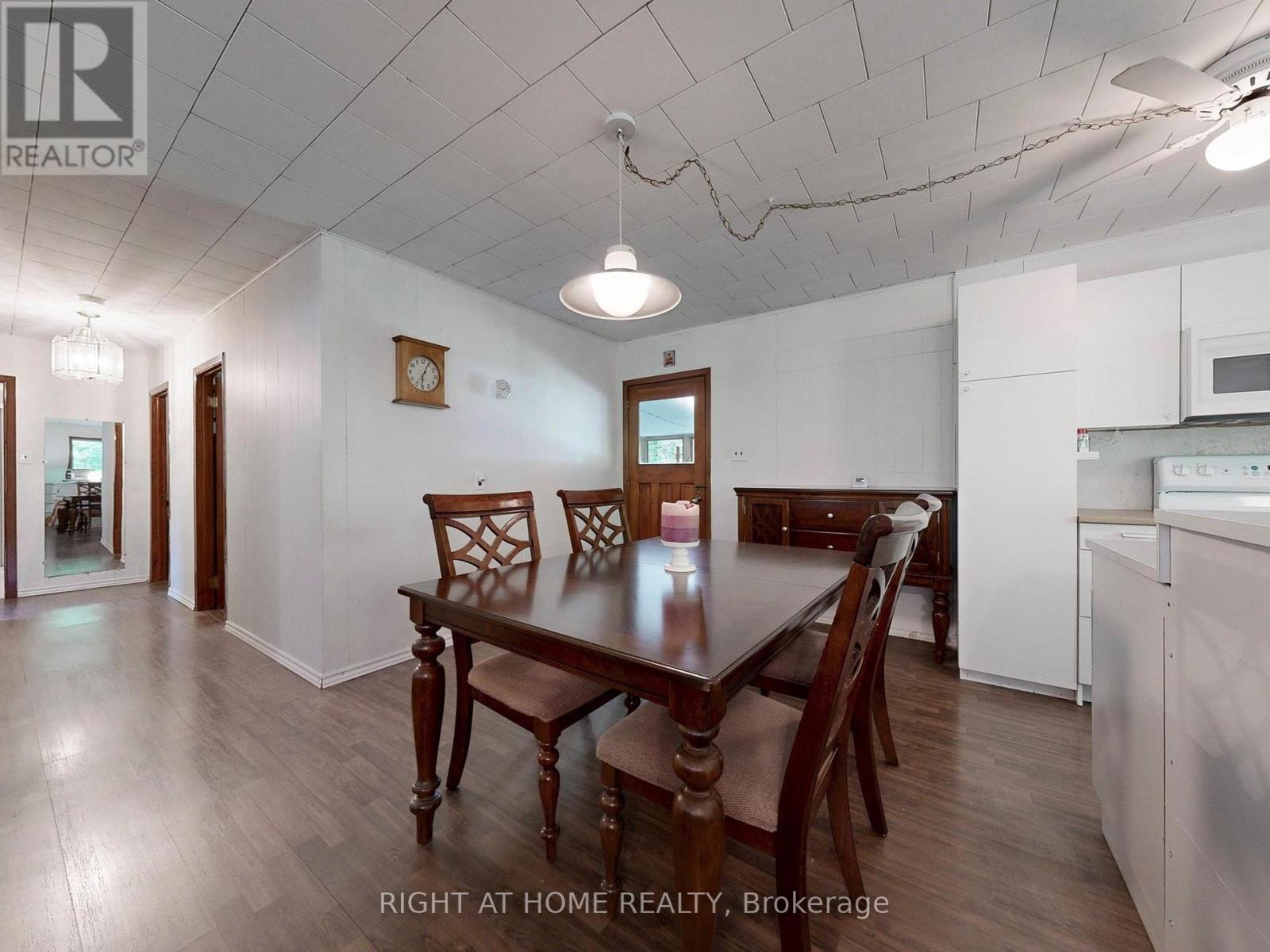 39 Rue  Jules  Leger Street, Tiny (Lafontaine), Ontario  L9M 0J2 - Photo 8 - S12196812