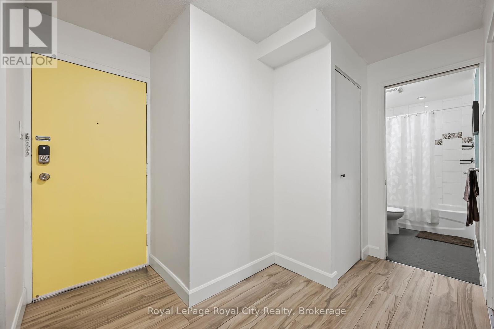 Property at 104 - 234 WILLOW ROAD image 4