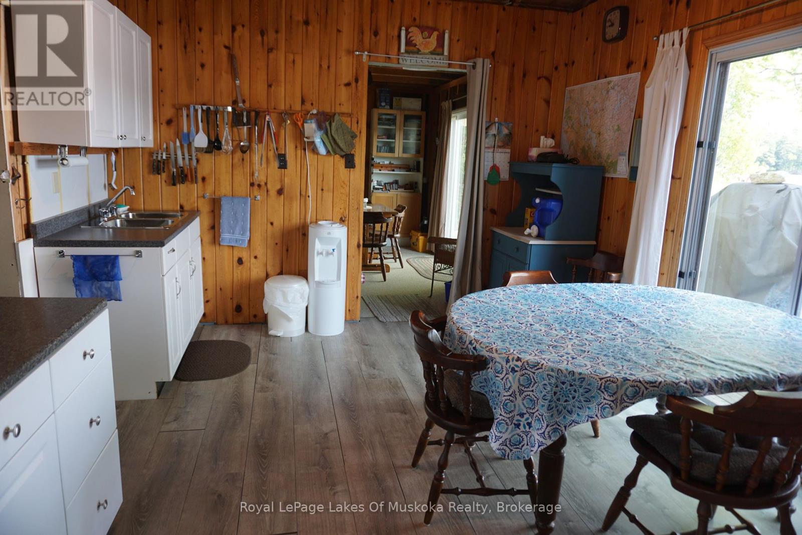 68 Bear Lake Road, Georgian Bay, Ontario  P0C 1H0 - Photo 12 - X12197900