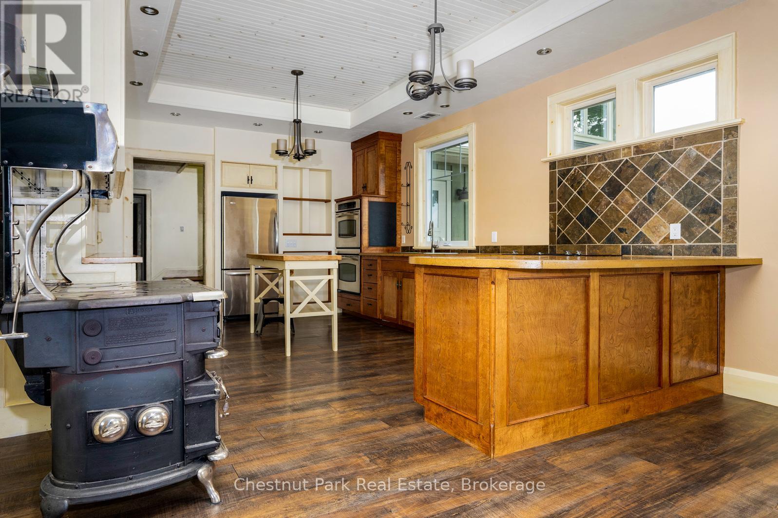 468147 12th Concession B, Grey Highlands, Ontario N0C 1C0 - Photo 6 - X12197965