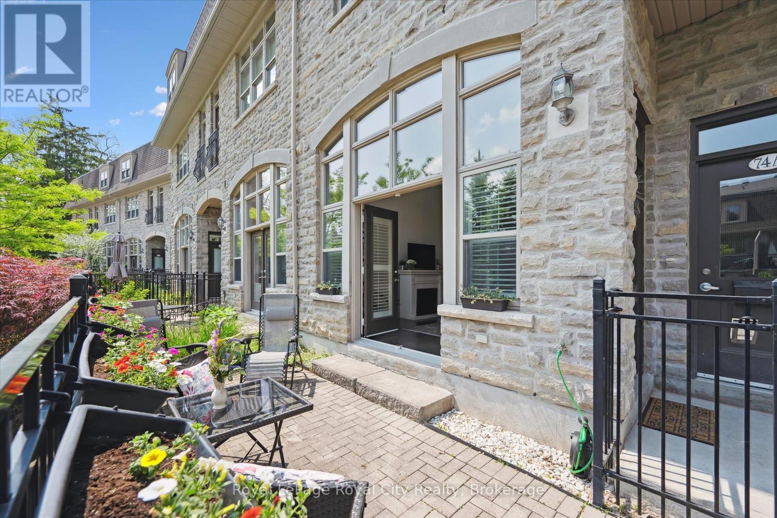 74b Cardigan Street, Guelph, Ontario  N1H 0A4 - Photo 18 - X12198010