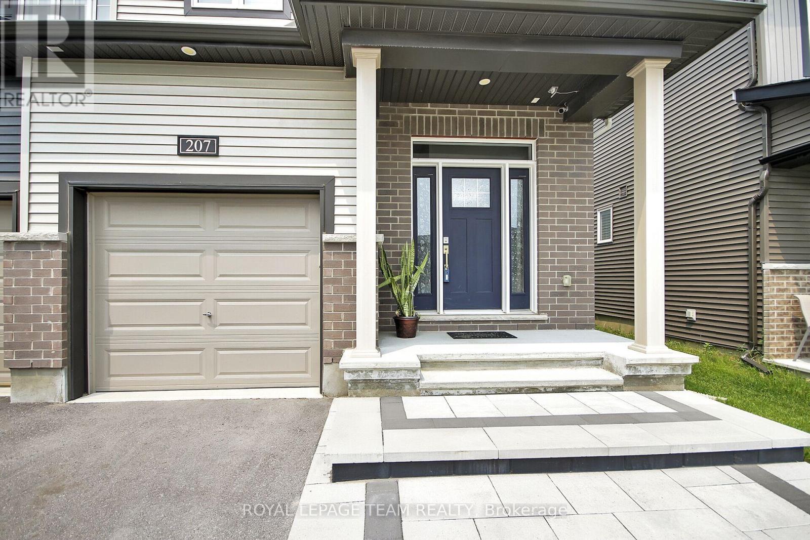 207 Bending Way, Ottawa, Ontario  K2J 6P2 - Photo 4 - X12197875