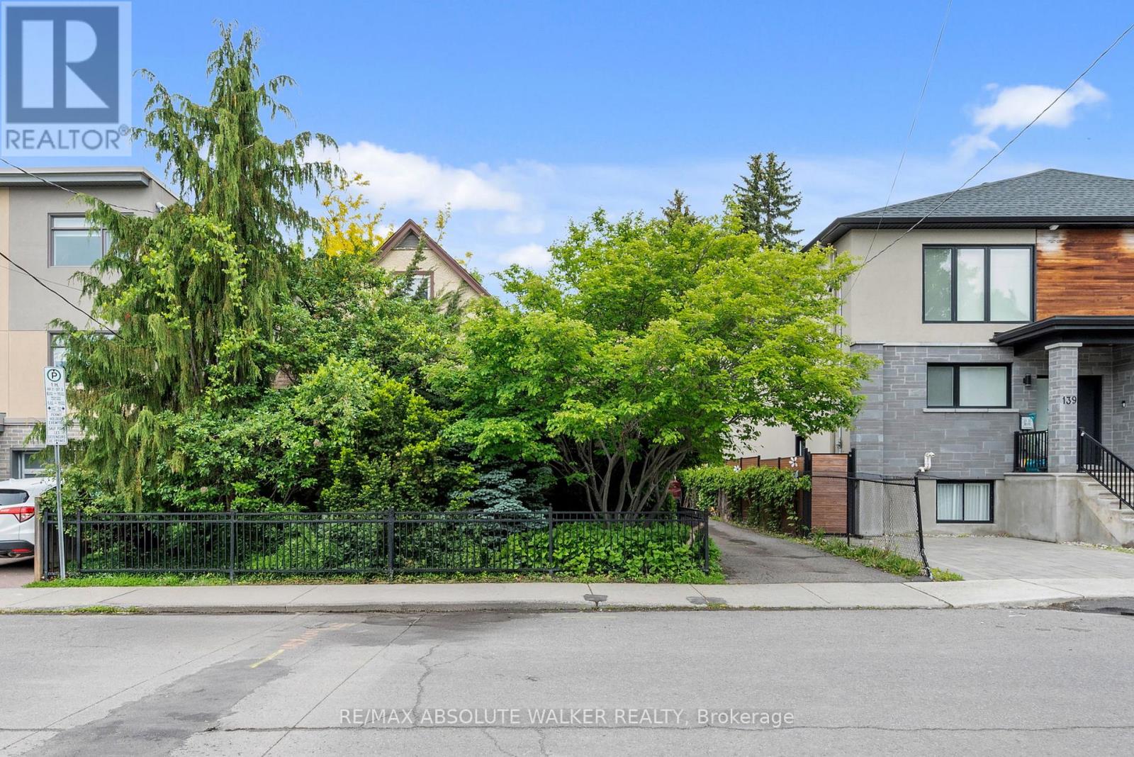 137 Prince Albert Street, Ottawa, Ontario  K1K 1Z9 - Photo 2 - X12197955