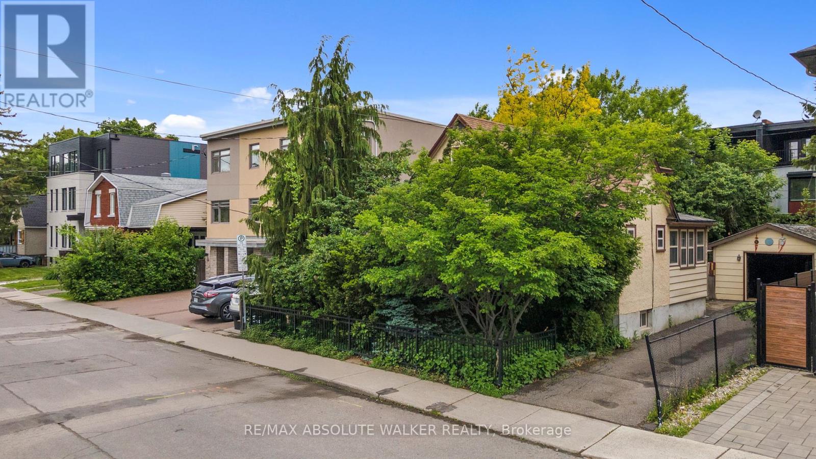 137 Prince Albert Street, Ottawa, Ontario  K1K 1Z9 - Photo 3 - X12197955