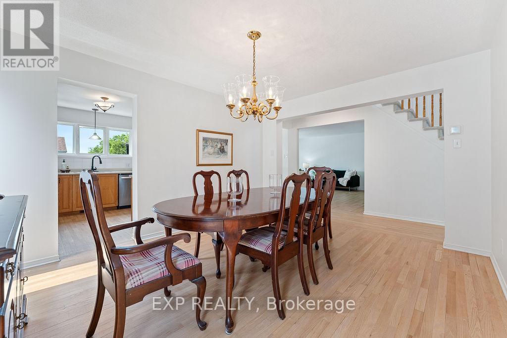 2 Bonnechere Drive, Ottawa, Ontario  K2M 2A5 - Photo 11 - X12198012