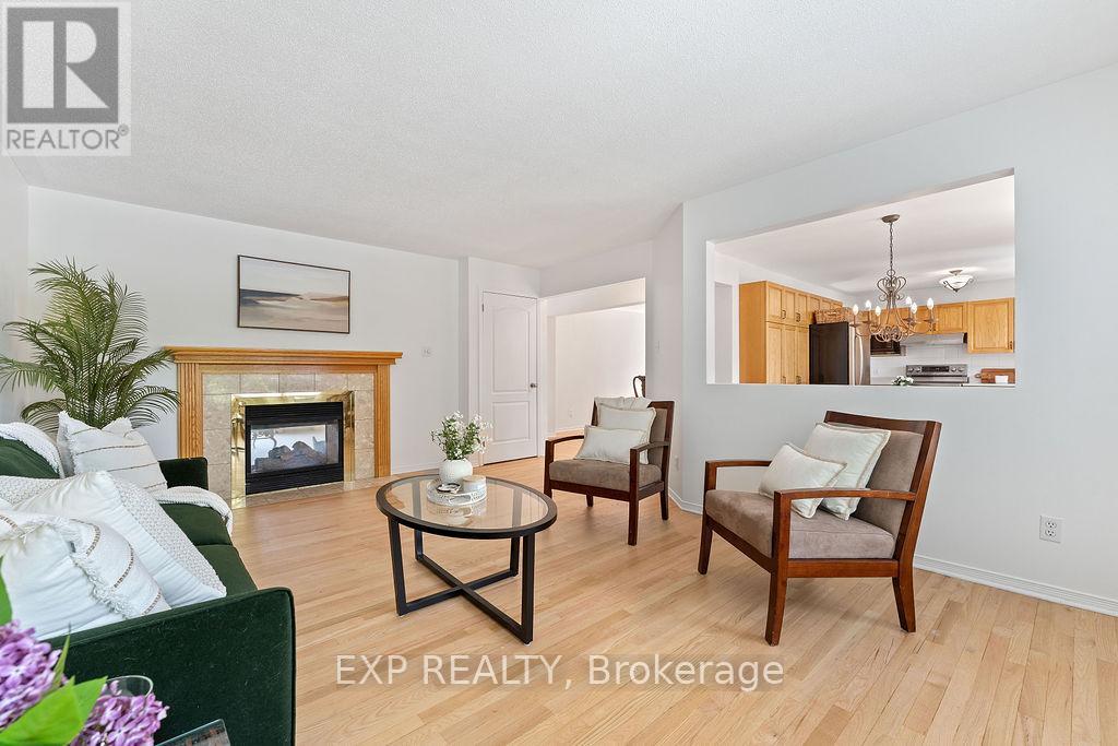 2 Bonnechere Drive, Ottawa, Ontario  K2M 2A5 - Photo 14 - X12198012