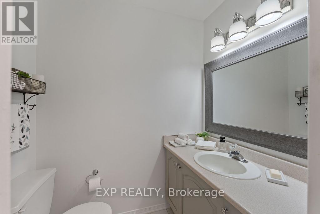 2 Bonnechere Drive, Ottawa, Ontario  K2M 2A5 - Photo 22 - X12198012