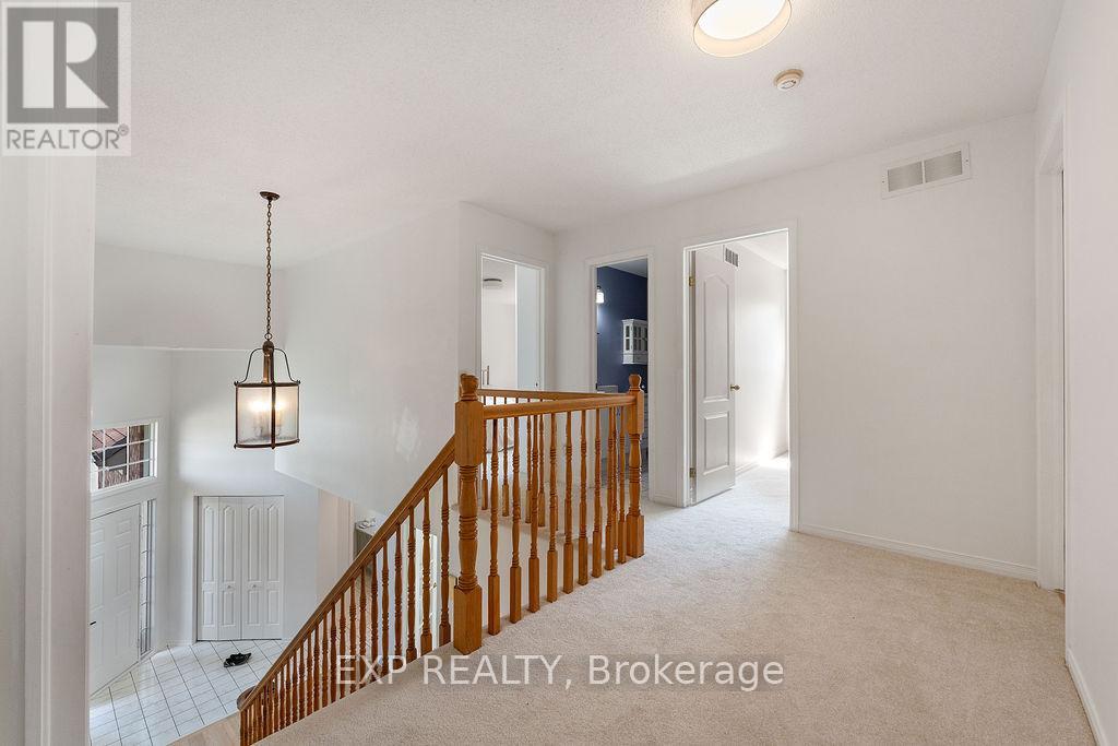 2 Bonnechere Drive, Ottawa, Ontario  K2M 2A5 - Photo 23 - X12198012