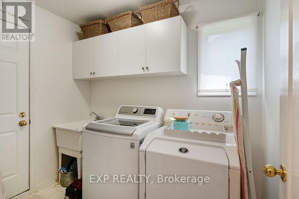 2 Bonnechere Drive, Ottawa, Ontario  K2M 2A5 - Photo 43 - X12198012