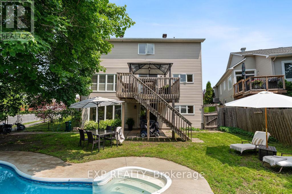 2 Bonnechere Drive, Ottawa, Ontario  K2M 2A5 - Photo 48 - X12198012
