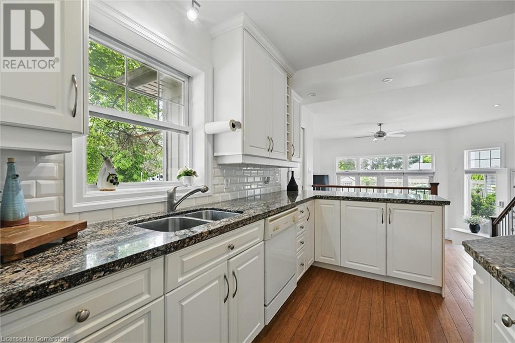 462 Woodland Avenue, Burlington, Ontario  L7R 2S1 - Photo 18 - 40737337
