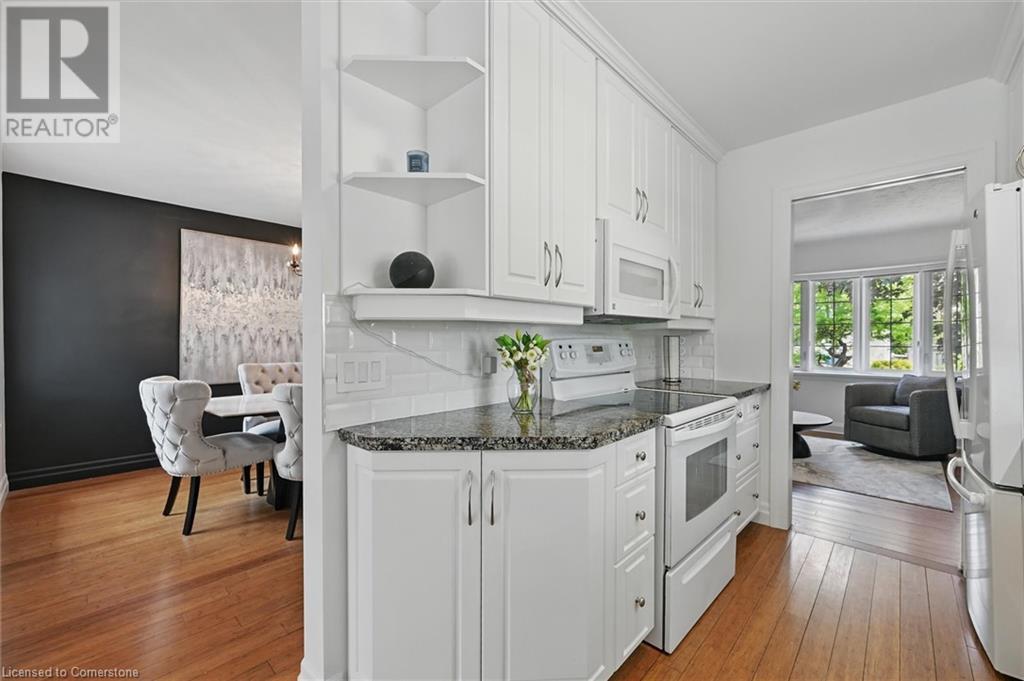 462 Woodland Avenue, Burlington, Ontario  L7R 2S1 - Photo 16 - 40737337