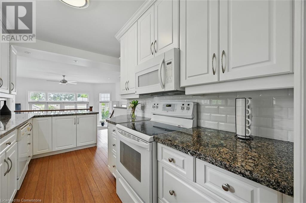 462 Woodland Avenue, Burlington, Ontario  L7R 2S1 - Photo 17 - 40737337
