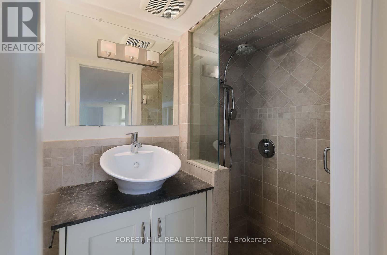 17 Duncannon Drive, Toronto, Ontario  M5P 2L9 - Photo 39 - C12178542