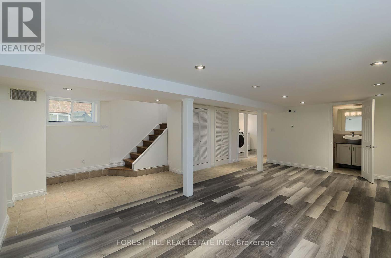 17 Duncannon Drive, Toronto, Ontario  M5P 2L9 - Photo 34 - C12178542