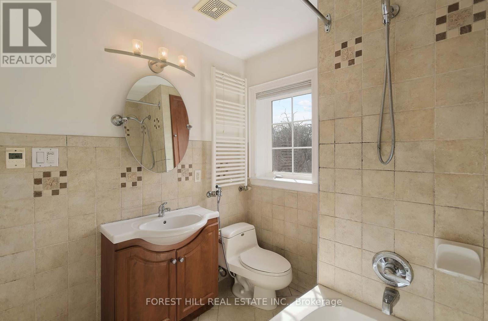 17 Duncannon Drive, Toronto, Ontario  M5P 2L9 - Photo 33 - C12178542