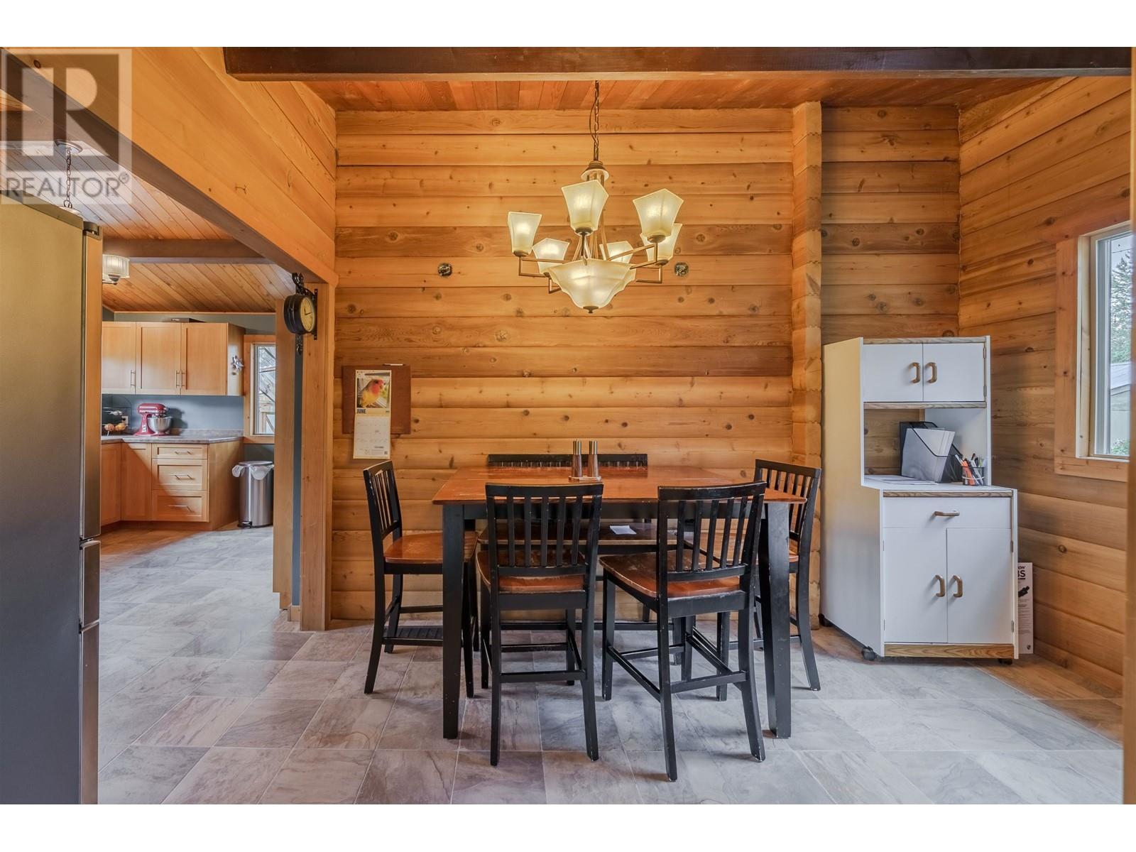 5709 Horse Lake Road, 100 Mile House, British Columbia  V0K 2E3 - Photo 12 - R3011713