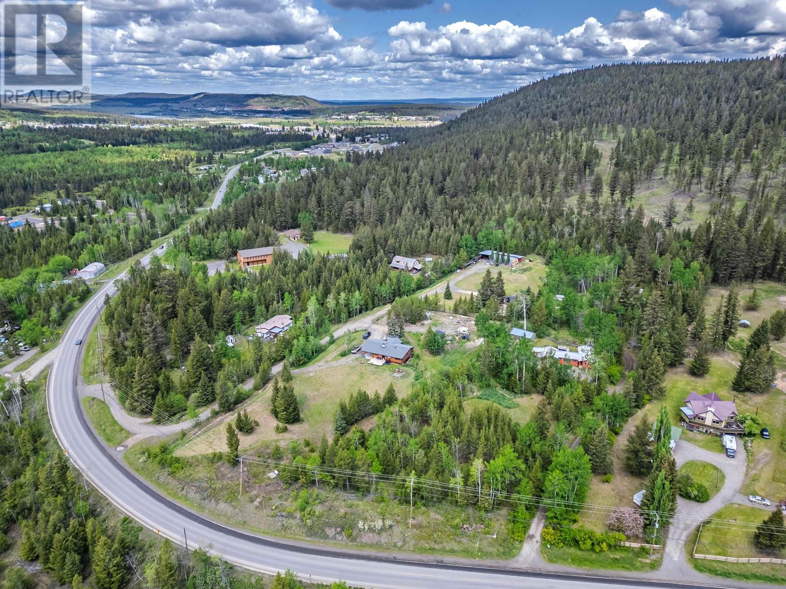 5709 Horse Lake Road, 100 Mile House, British Columbia  V0K 2E3 - Photo 39 - R3011713
