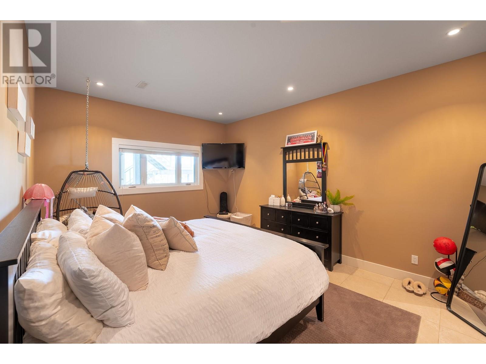21565 West Lake Road, Prince George, British Columbia  V2L 3K4 - Photo 21 - R3011726