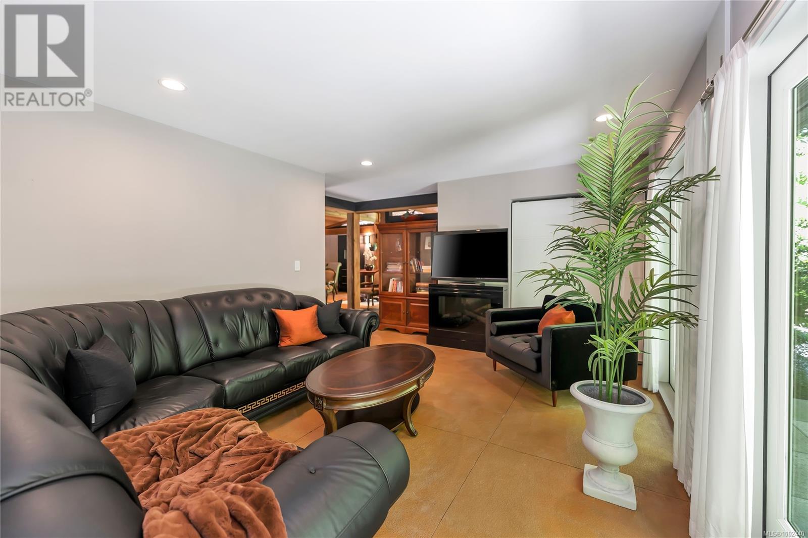 7493 Westholme Rd, Duncan, British Columbia  V0R 3C0 - Photo 68 - 1002440