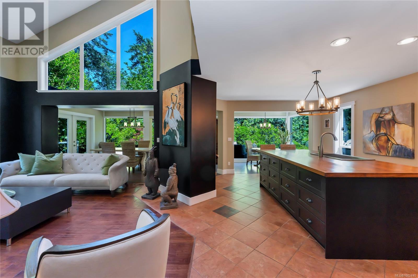 7493 Westholme Rd, Duncan, British Columbia  V0R 3C0 - Photo 8 - 1002440