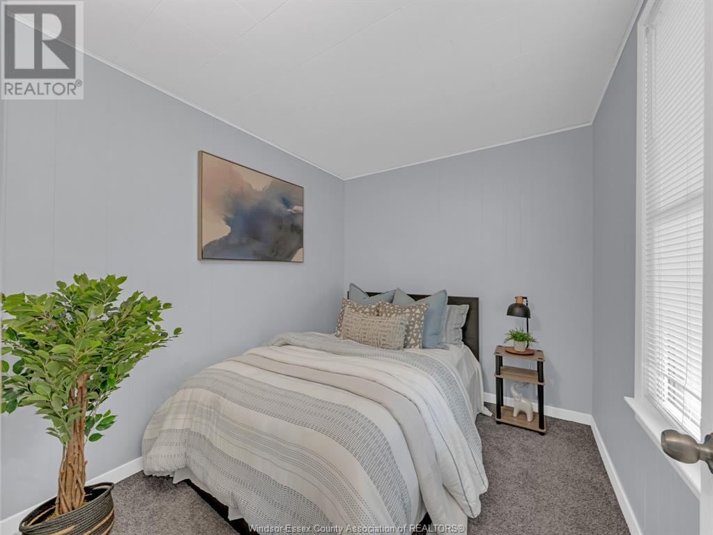 430 Mcewan, Windsor, Ontario  N9B 2E8 - Photo 11 - 25014211