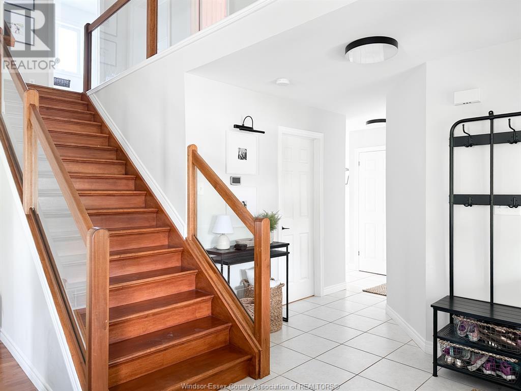 Property at 164 DIEMER image 3