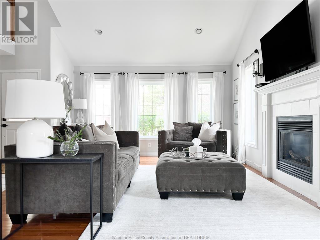 Property at 164 DIEMER image 5