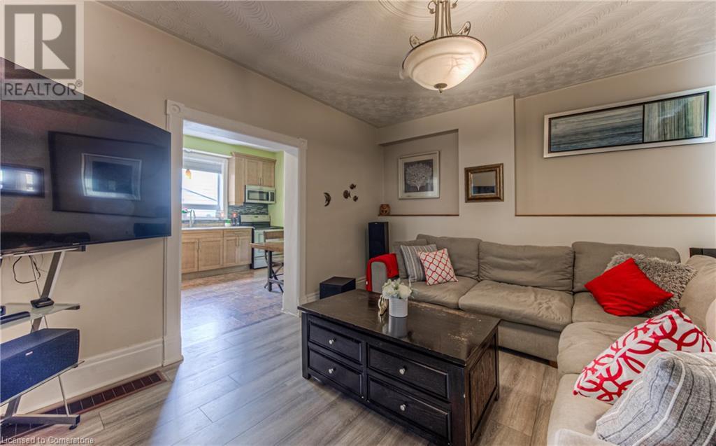 45 Brubacher Street, Kitchener, Ontario  N2H 2V8 - Photo 8 - 40737695