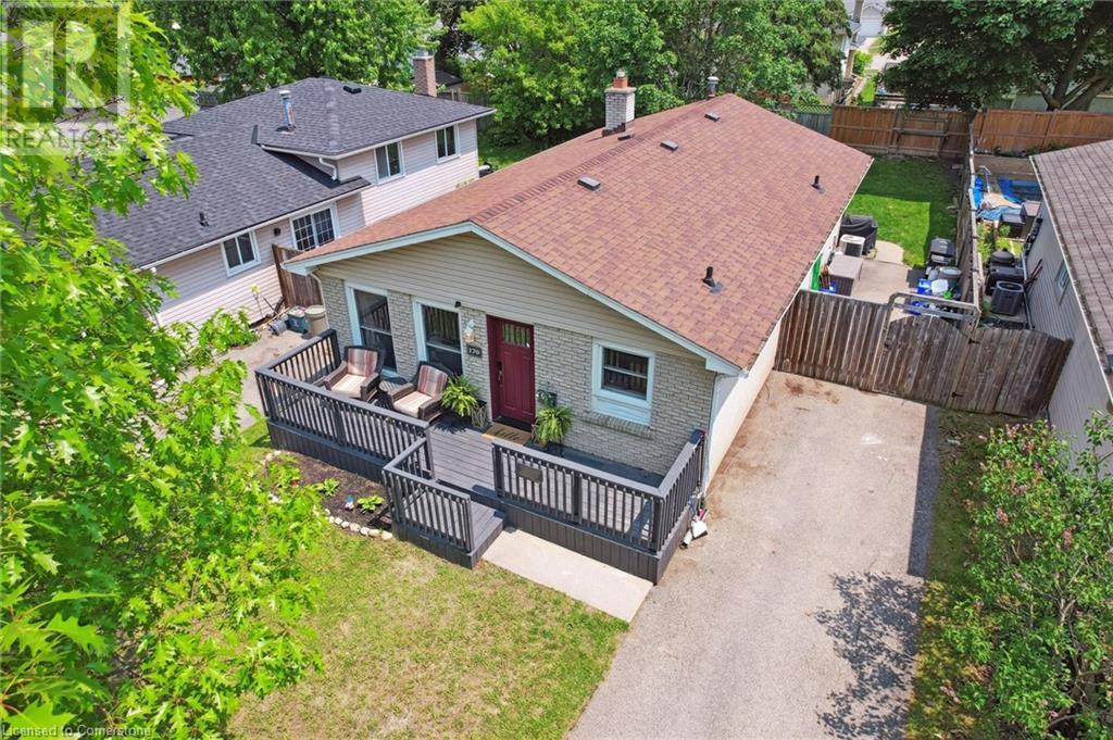 170 Natchez Road, Kitchener, Ontario  N2B 3L2 - Photo 2 - 40737822
