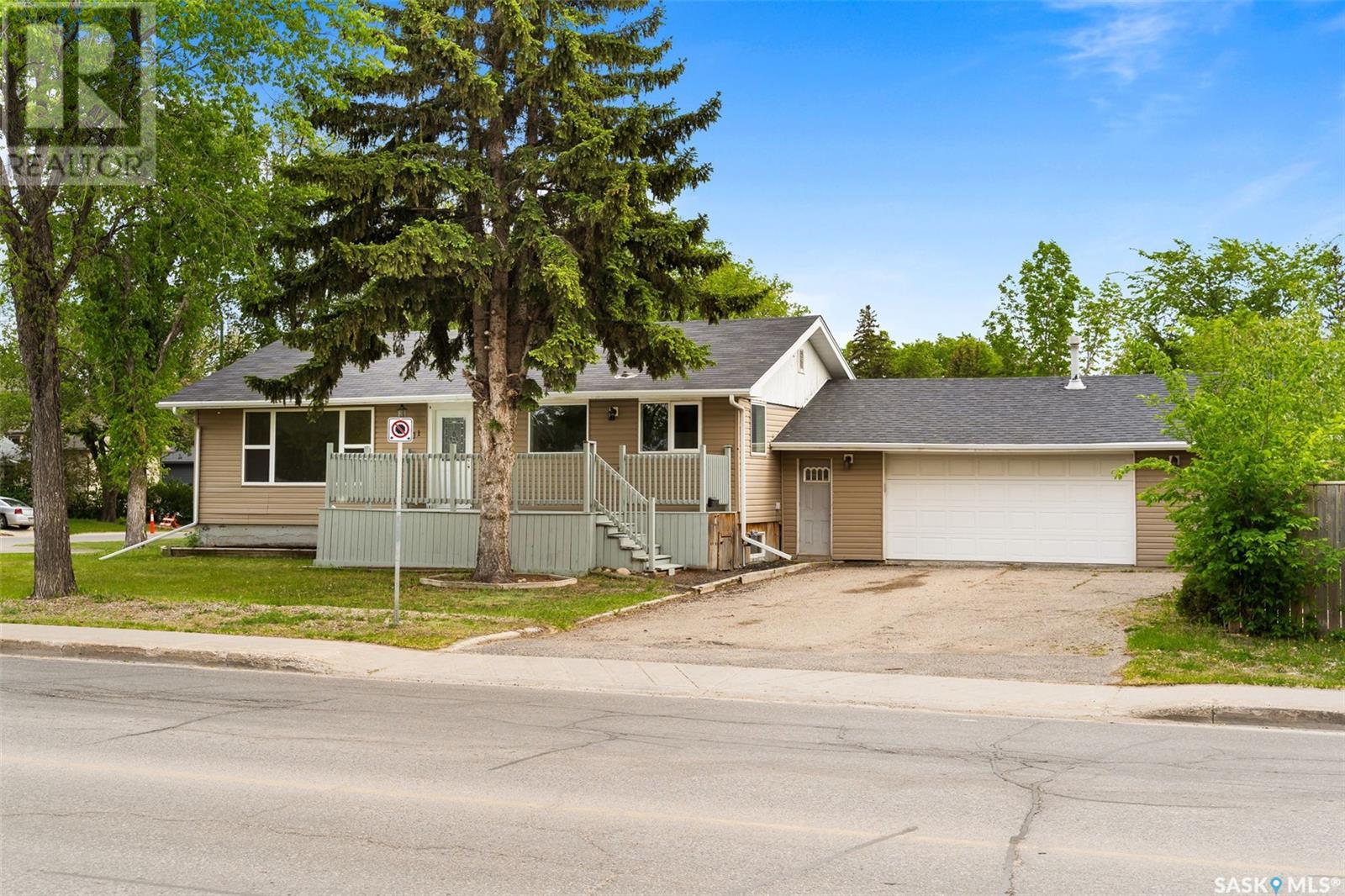1101 Broadway AVENUE, Regina, Saskatchewan