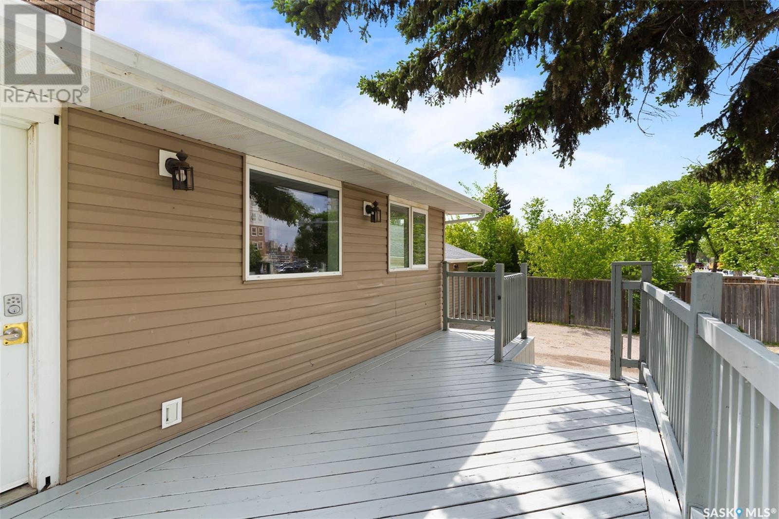 1101 Broadway Avenue, Regina, Saskatchewan  S4P 1E4 - Photo 37 - SK008402