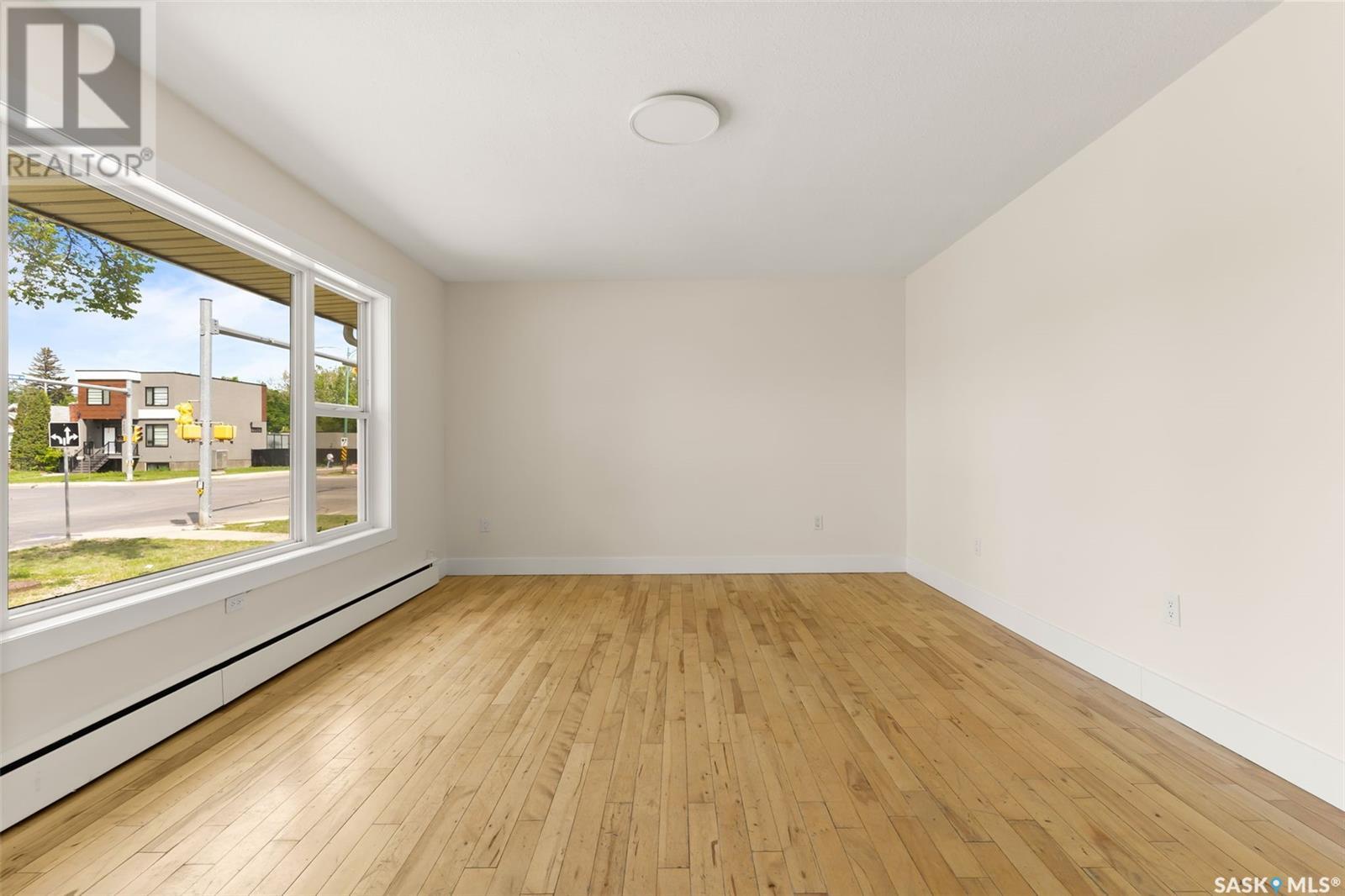1101 Broadway Avenue, Regina, Saskatchewan  S4P 1E4 - Photo 4 - SK008402
