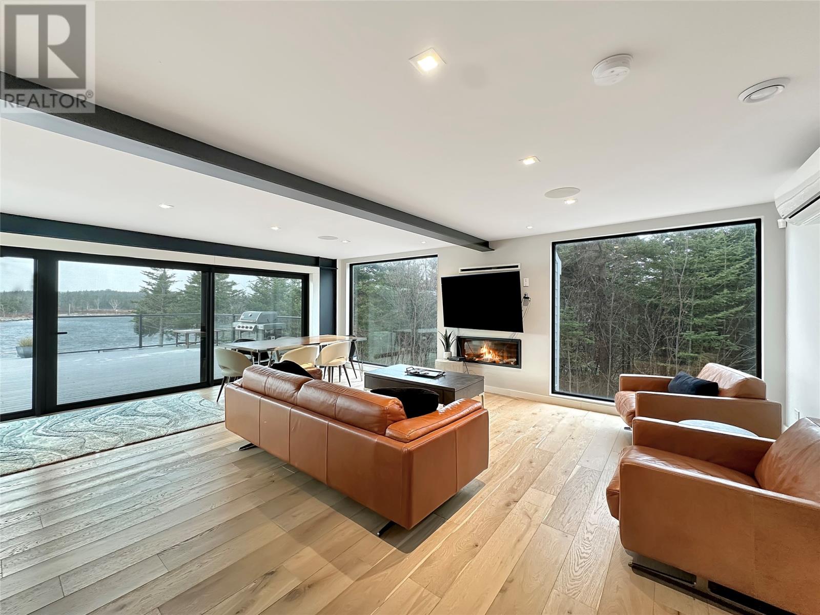 Property at 29 Stokes Road image 4
