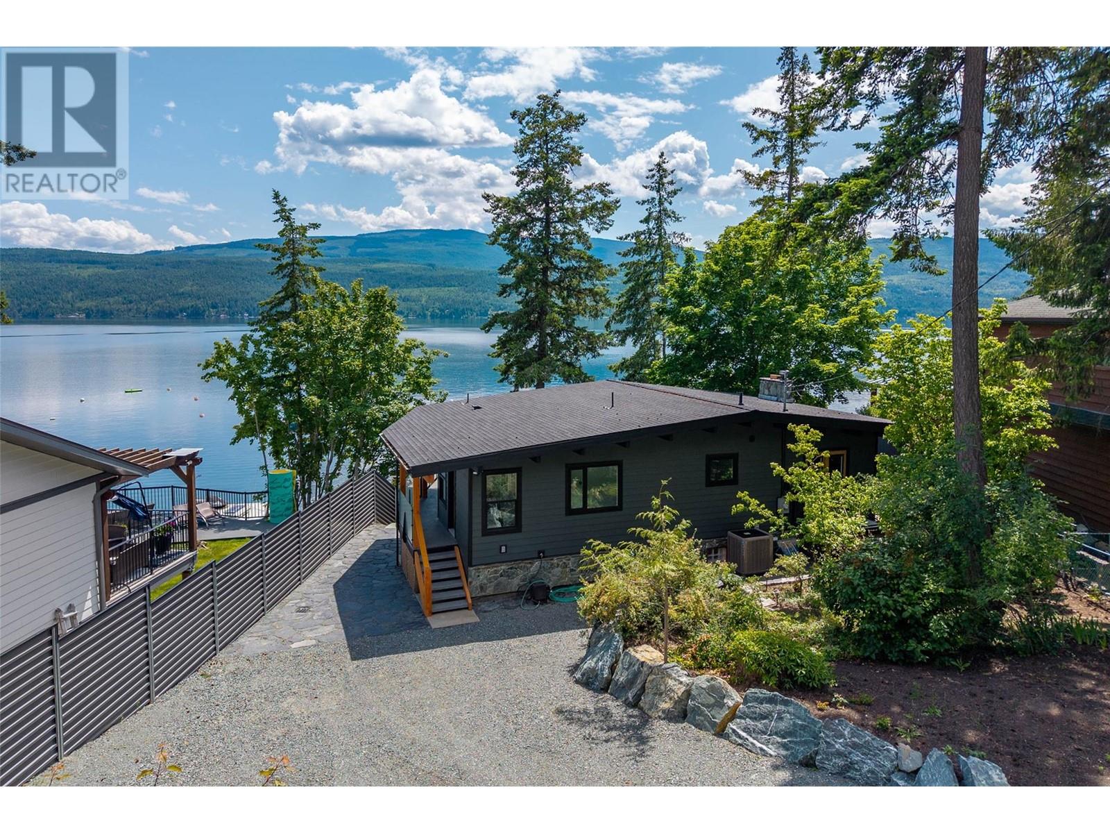 7720 Squilax Anglemont Road, North Shuswap, British Columbia  V0E 1M8 - Photo 60 - 10346873
