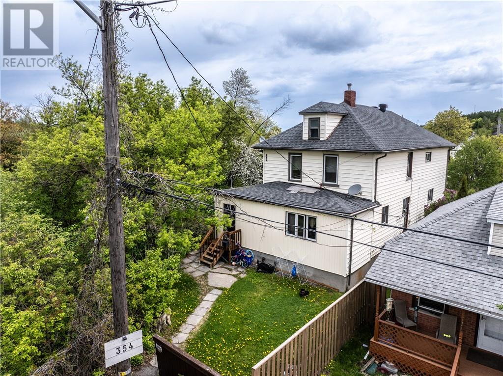 354 Eva Avenue, Sudbury, Ontario  P3C 4N3 - Photo 3 - 2122742