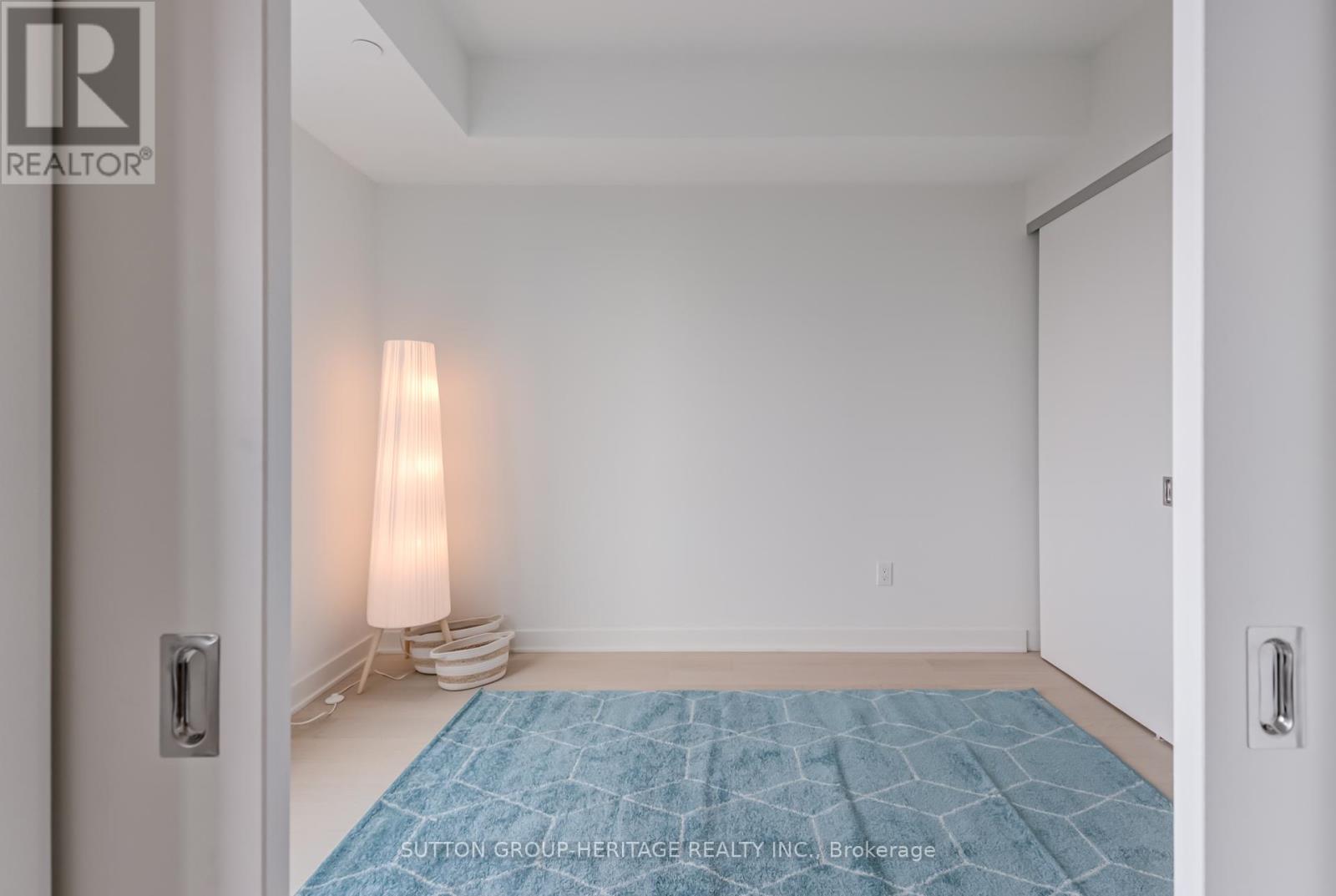 3503 - 11 Yorkville Avenue, Toronto, Ontario  M4W 0B7 - Photo 10 - C12197760